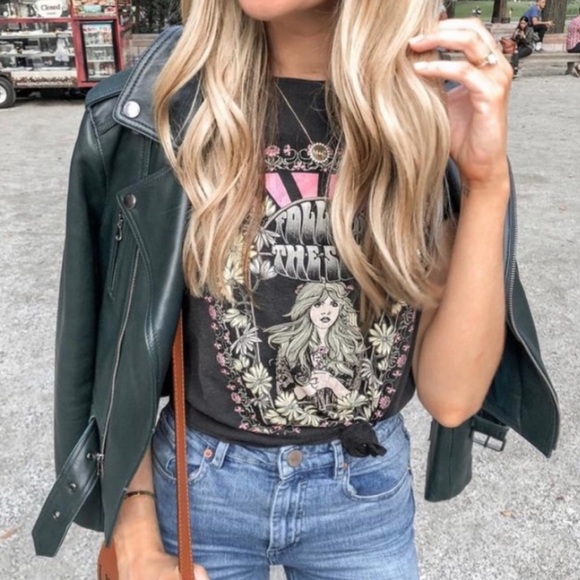 New Boho Stevie Nicks Graphic Tee Vintage Inspired Band T Shirt Follow the Sun - Picture 6 of 6